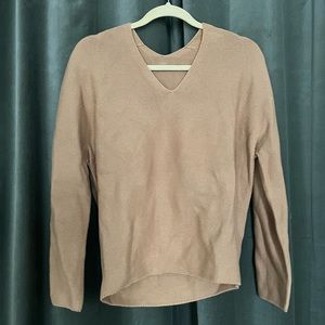 Uniqlo Khaki Double-U Knit Sweater Size 4